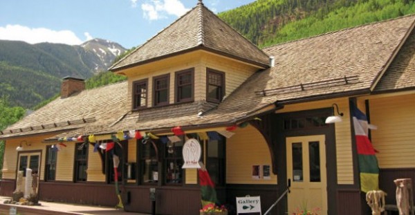 ah-haa-school-for-the-arts-624x324