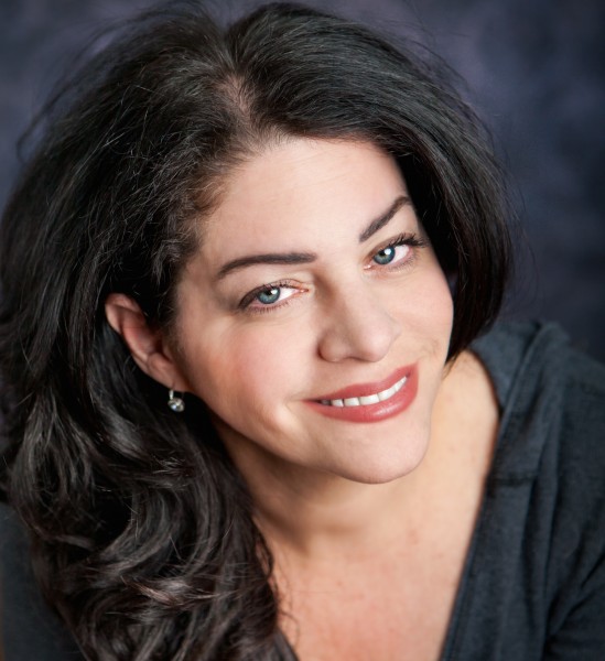 Karen Frame of makeena