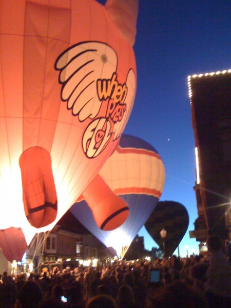 balloon fest, Glow