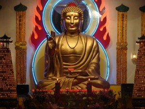 buddha gold statue