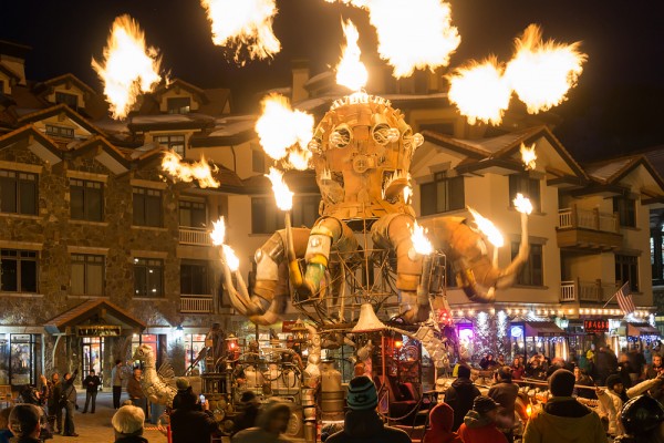 Duane Flatmo’s fabulous flaming “octopus,” El Pulpo Mecanico."