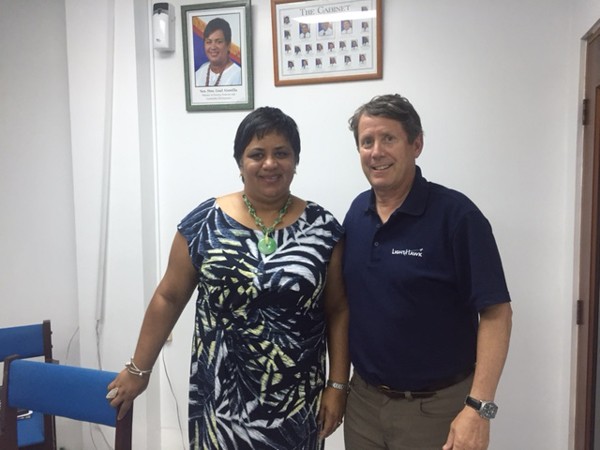 Minister Lisel Alamilla and John Pryor. image: Armando Ubeda/LightHawk