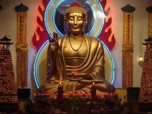 buddha gold statue