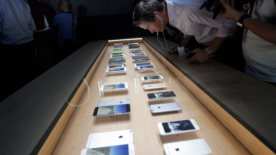 How to Trade in Your Old iPhone for the iPhone 6